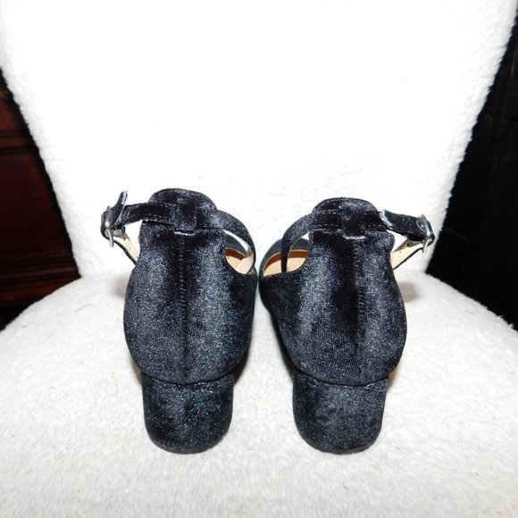 Black Ankle-Strap Velvet Block Heels - Picture 4 of 4